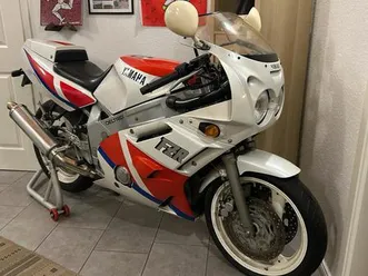 yamaha fzr 600 3he
