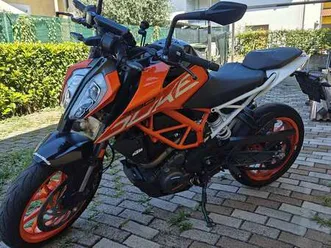 ktm 390 duke abs arancione