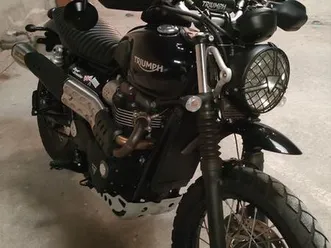 triumph street scrambler