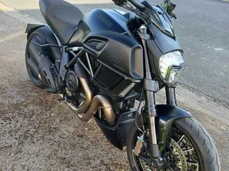 ducati diavel 1200 abs dark