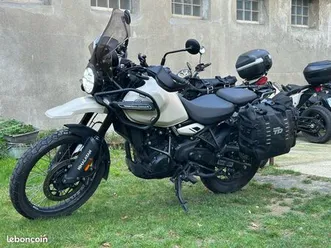 royal enfield himalayan 450 équipée
