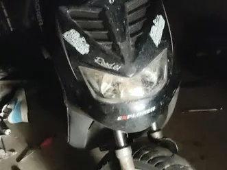 scooter et pièces de scooter