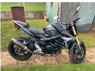 suzuki 750 gsr 2014