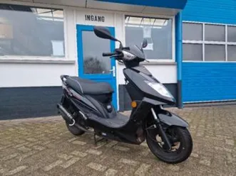 kymco vp 50 4takt terugloop uitlaat compacte stoere scooter — scooters | kymco — marktplaats