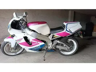 yamaha yzf 750 r bianco