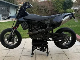 husqvarna 701 supermoto