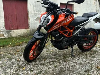 ktm duke 390