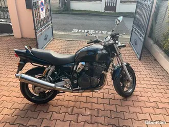 suzuki 750 gsx inazuma