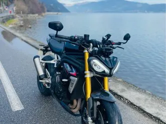 triumph speed triple 1200 rs – full options – entretien complet – état exceptionnel