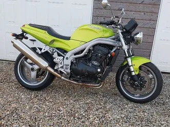 triumph 955i speed triple