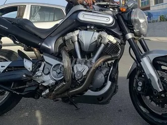 yamaha mt 01 négociable pour passionné merci