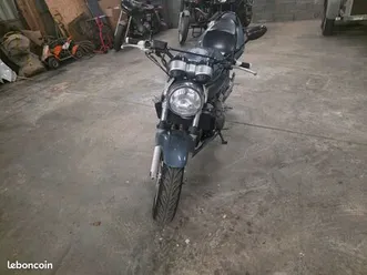 600 hornet prix negociable