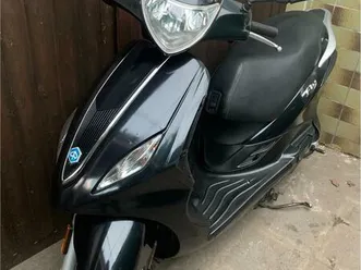 piaggio fly 50 4t baujahr 2016!!!