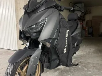 x-max 300 tech max 2021