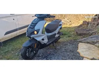 peugeot speedfight 4 50 cc 4t – 1000 km – état quasi neuf