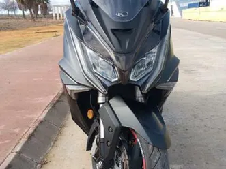 kymco - ak 550 cc 70cv