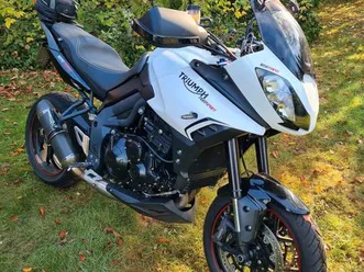 triumph tiger sport 1050