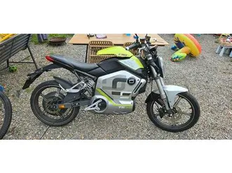 ② je rajoute 3000€ en plus de la moto contre voiture