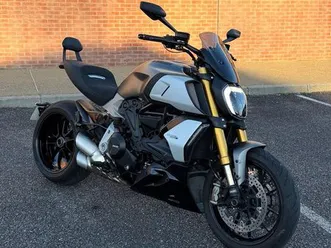 ducati diavel 1260 s / superbe état / 1260s