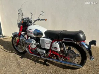 moto guzzi v7 spécial 1971