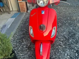 vespa lx