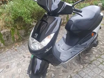 vends scooter peugeot vivacity 49 cc