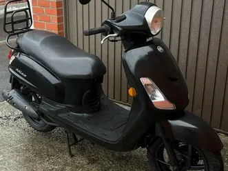 ② sym fiddle 2 a klasse perfect onderhouden