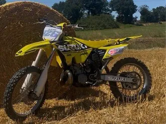 250 rm suzuki