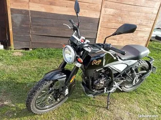 moto 125 cm3