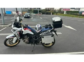 africa twin dct crf 1000 l - top case valises honda - 2nd alarme ajoutée - poignées chauffantes - crash bars - feux led
