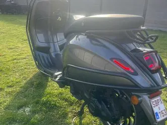 ② vespa 50 cc sprint