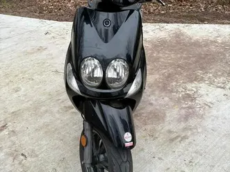 ② yamaha neo 4takt 50 cc