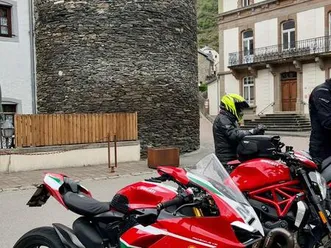 ducati panigale v2 troy bayliss – perfekt für die landstraße