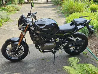 hyosung gt 250i zwart