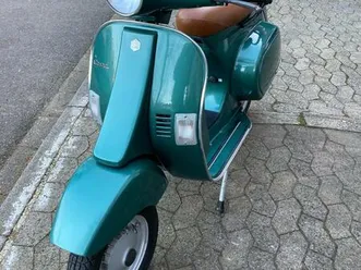 sehr gepflegte vespa pk 50 xl 2 ,sehr gepflegter zustand