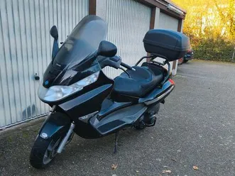 piaggio x8 125