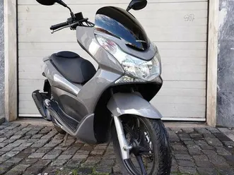 honda pcx 125 cc pontinha e famões