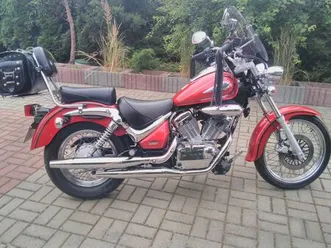 suzuki intruder 250 śliczny,krzykliwy doskonaly paslęk