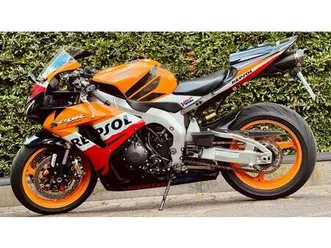 honda cbr1000rr fireblade repsol sc57 12.000km