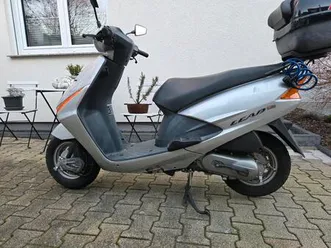 honda lead 100 ccm roller wenig km