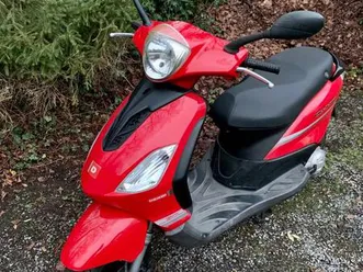 derbi boulevard ( bgl. piaggio fly ) 2t wenig km service frisch !