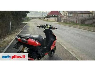 aprilia sr 49 cc, scooters / mopeds