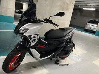 aprilia sr gt 125