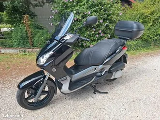 yamaha xmax 250 ie