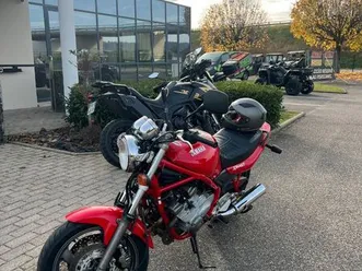 échange moto yamaha xj600n état parfait contre voiture bon état ou utilitaire