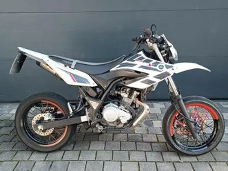 yamaha wr 125x supermoto