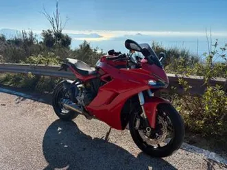 ducati supersport 937