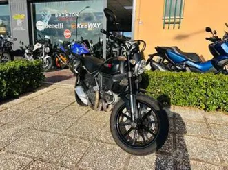 ducati scrambler 800 passaggio incluso