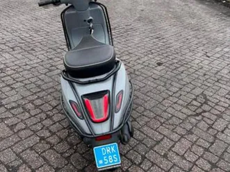 vespa sprint 50cc nardogrey - 2019 - 5500km — scooters | vespa — marktplaats