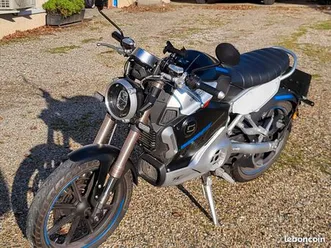 moto électrique équivalent 125 cm3 tcmax super soco 2019